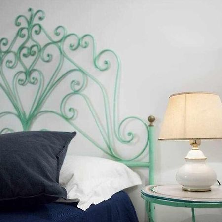 Donna Sara Appartamento In Corte Amalfitana ภายนอก รูปภาพ